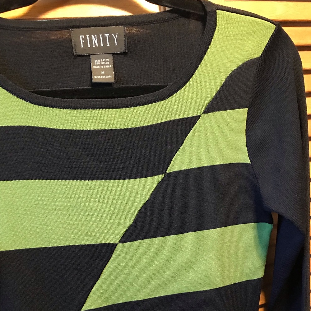 Finity Black & Green Stretch Top - Picture 6 of 8